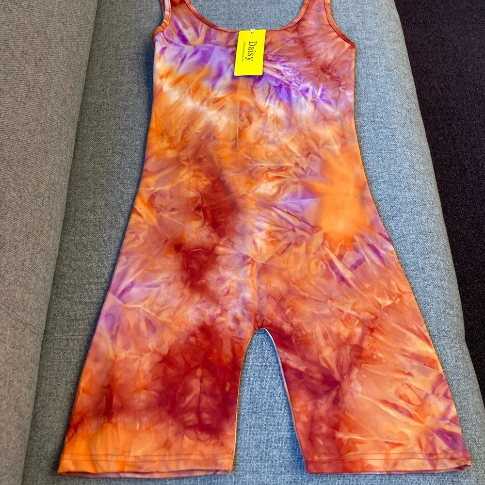 Daisy - NWT - Tie Due Romper - Size S - Color: Rust